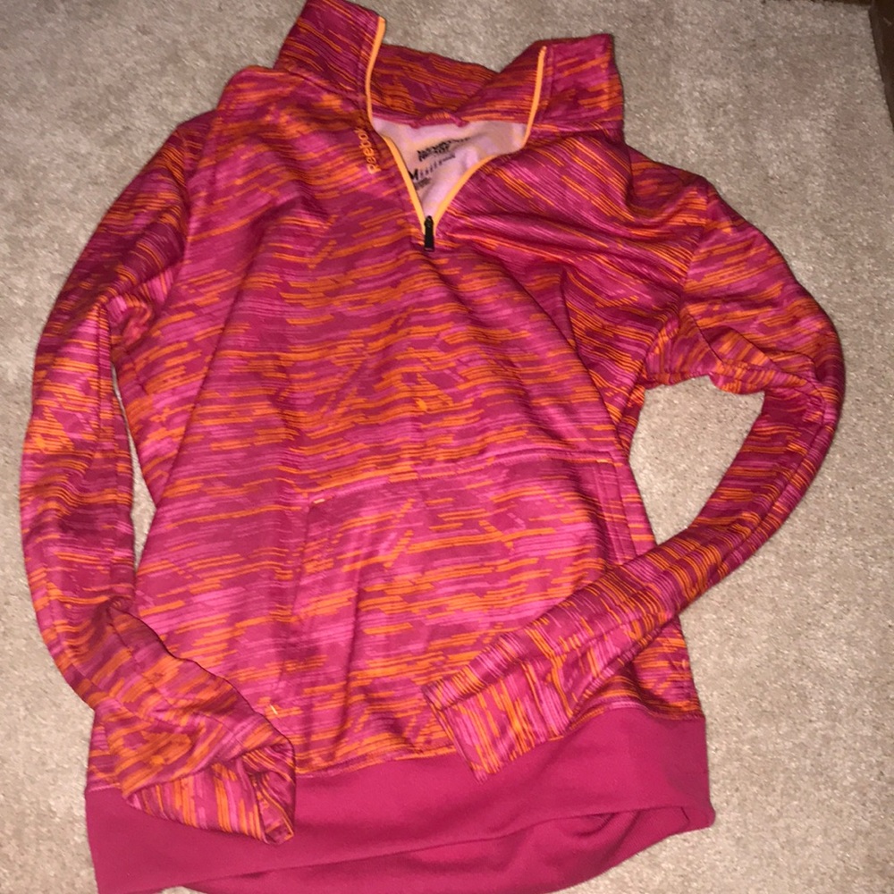 Workout sweatshirt